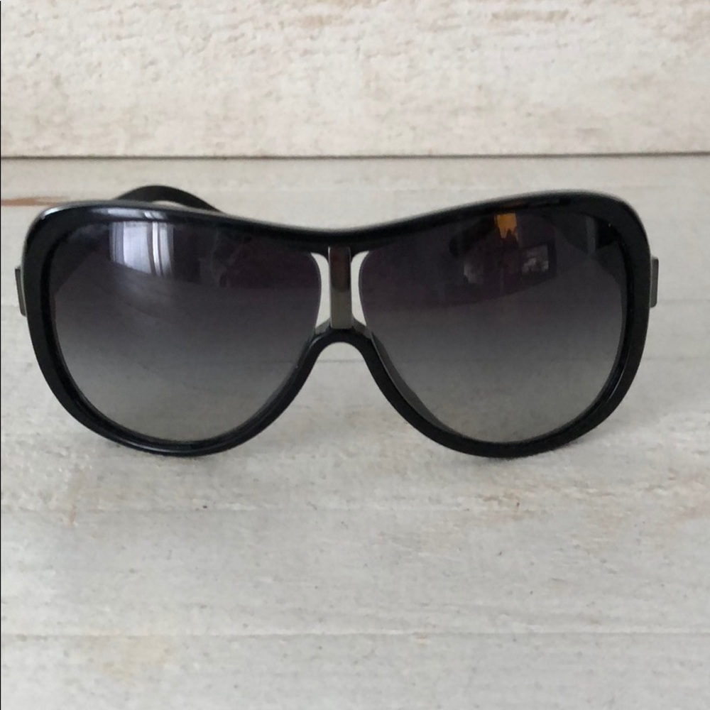 Authentic Burberry sunglasses with case